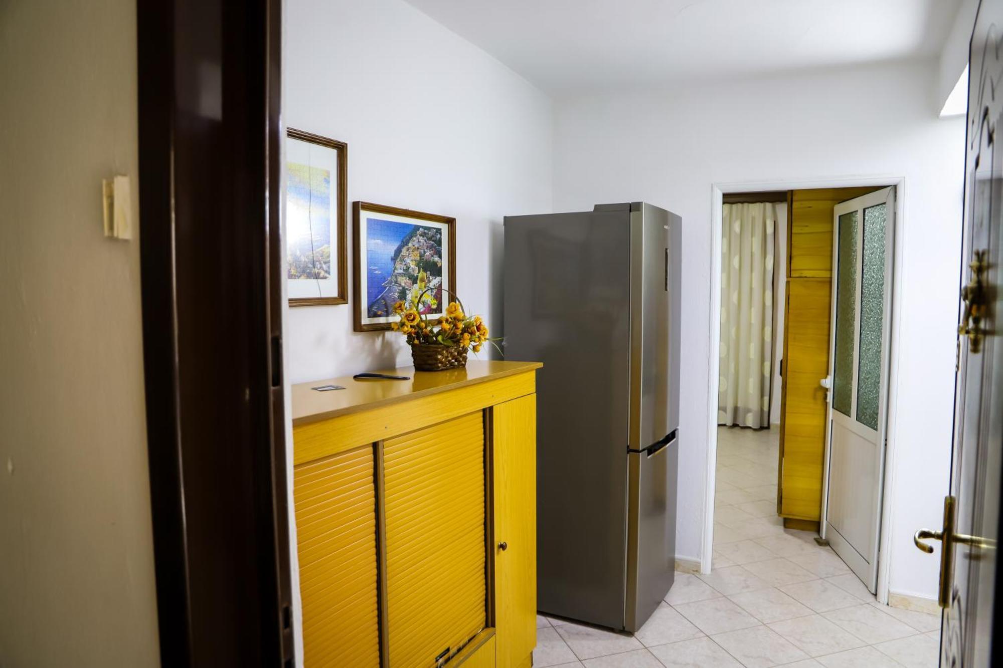 דירות בראט Lola'S Apartament מראה חיצוני תמונה